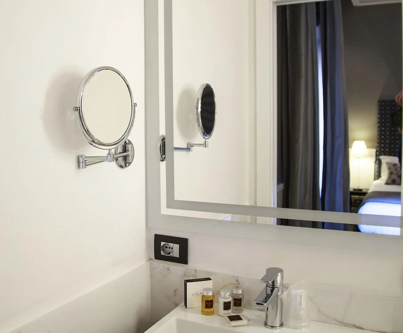 The Independent Suites Рим 4*,