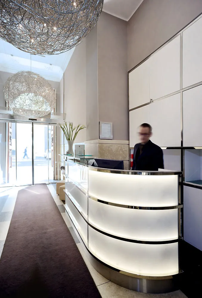 The Independent Suites Рим 4*,