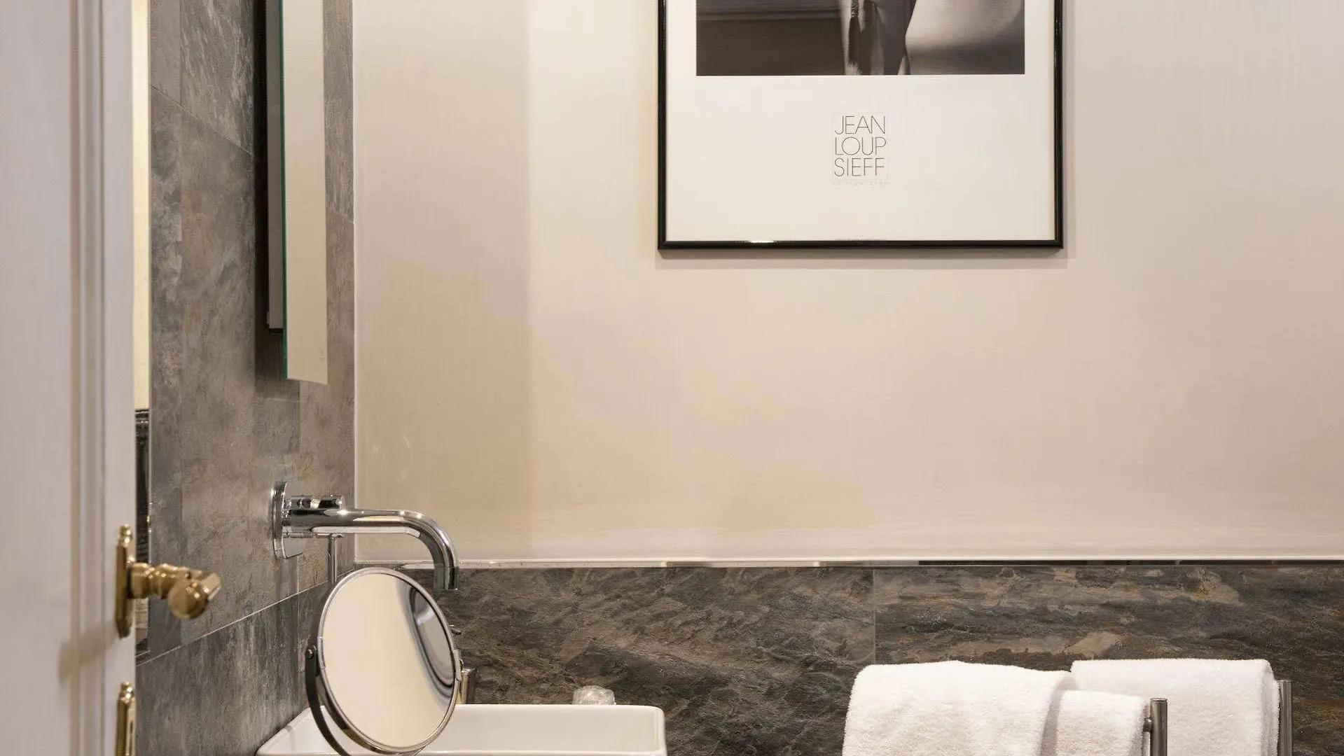 **** Guest house The Independent Suites Rome Italy